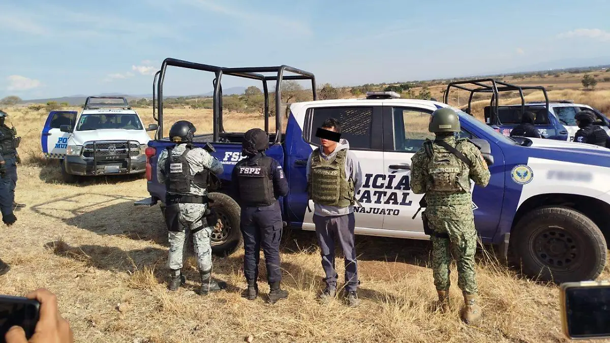 Vinculan a proceso a dos personas por agresión contra policías y FSPE asegura armamento 01