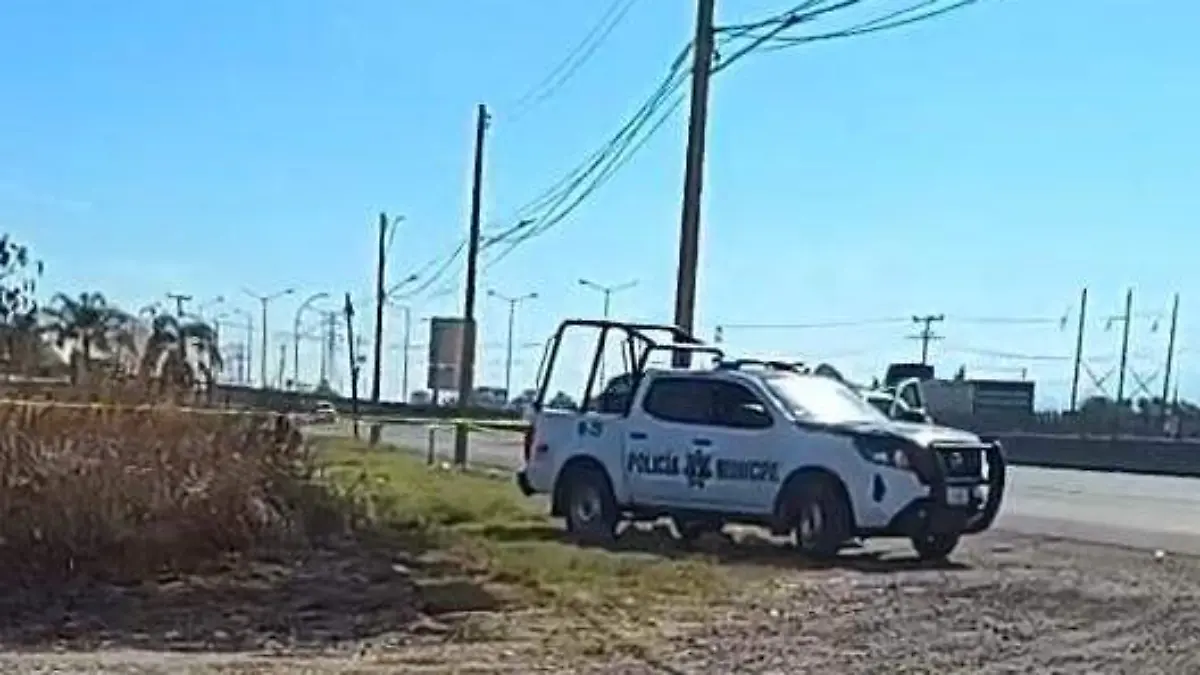 Policía municipal llegó al sitio y acordonó