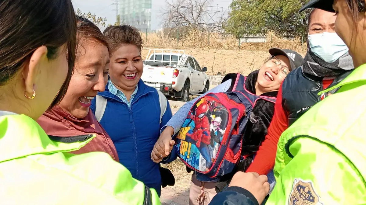 Las madres de familias se dieron unos toques