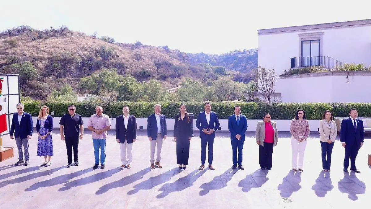 La reunión bilateral se llevó a cabo en San Miguel de Allende con la participación de autoridades estatales y municipales.