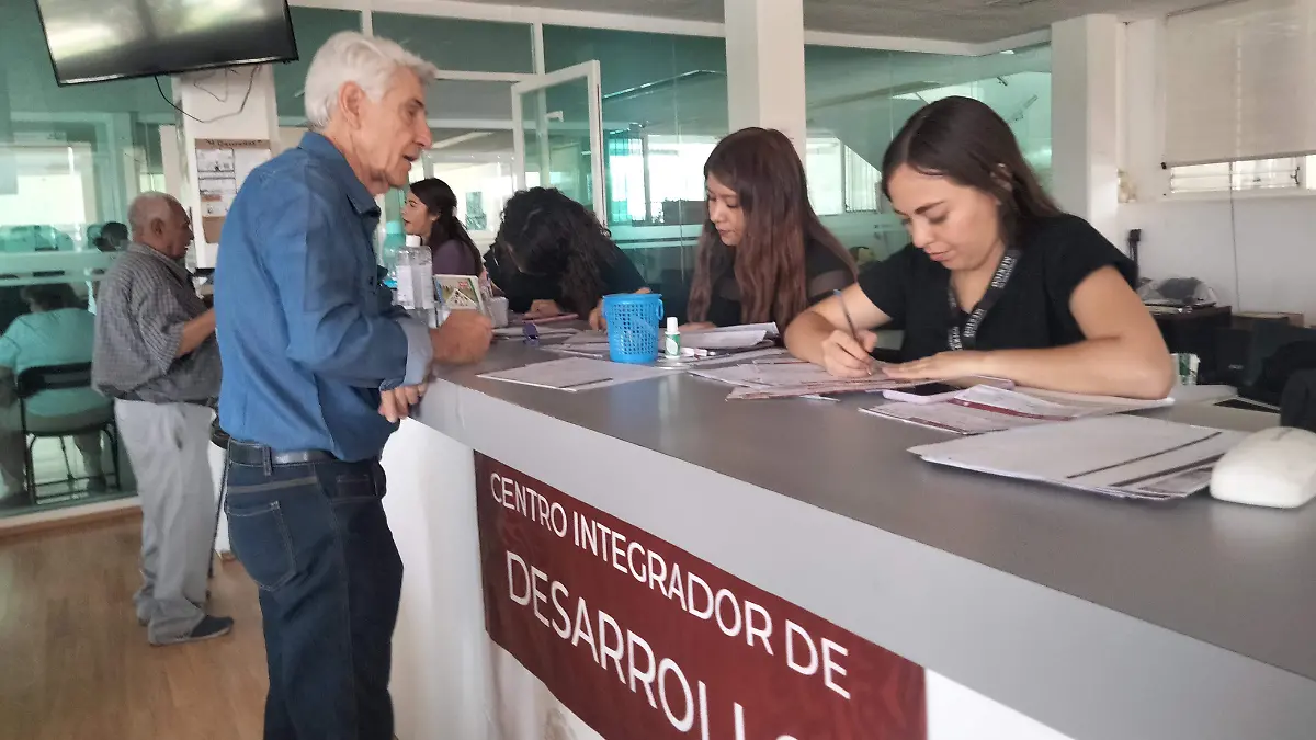 Este lunes inició la entrega de nuevas tarjetas