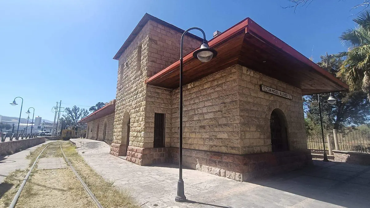 Pasará el tren de Querétaro a San Luis Potosí por San Miguel de Allende. 