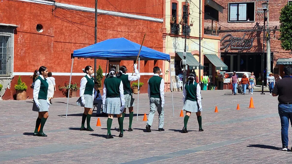 Autoridades educativas reconocieron el trabajo de cada secundaria.