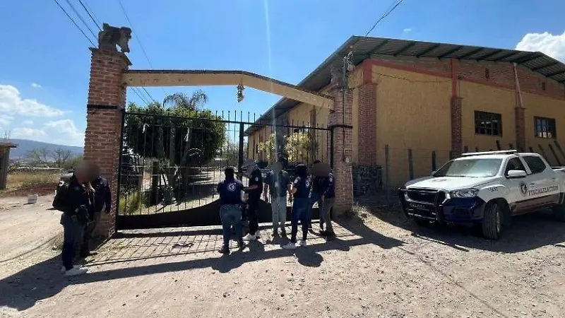 Clausuran salón de fiestas en Santa María del Refugio 
