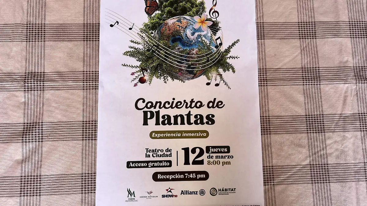Participación artística del Centro Cultural Huitzilin, combinando música humana con sonidos naturales