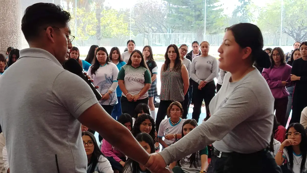 Enseñaron técnicas sencillas para defenderse ante un peligro.
