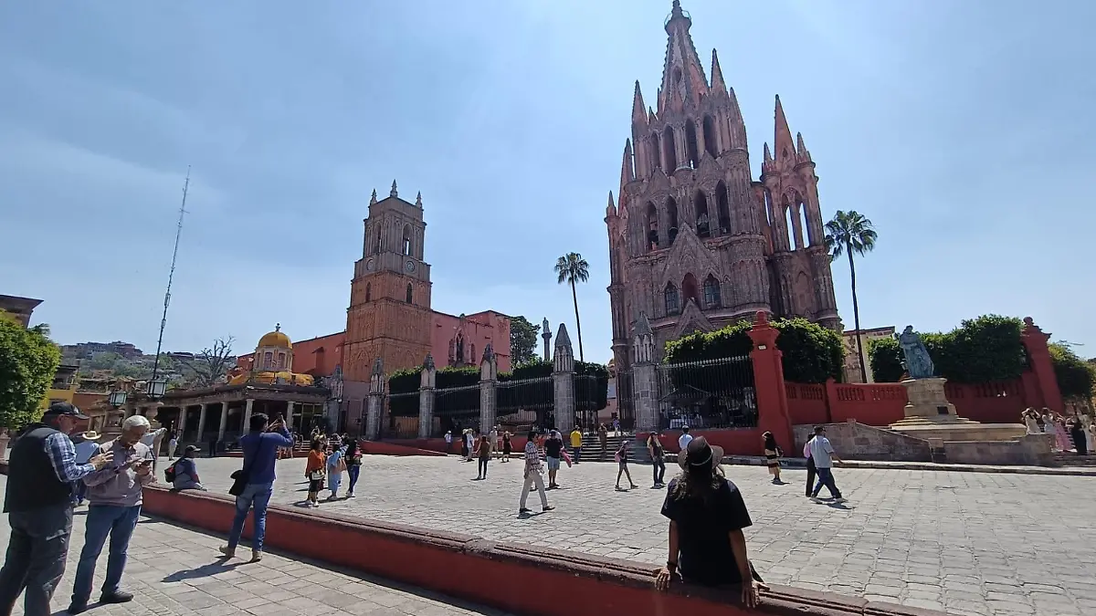 caf05ead-e17a-4e2a-bea2-e7a8fbe8d4fc