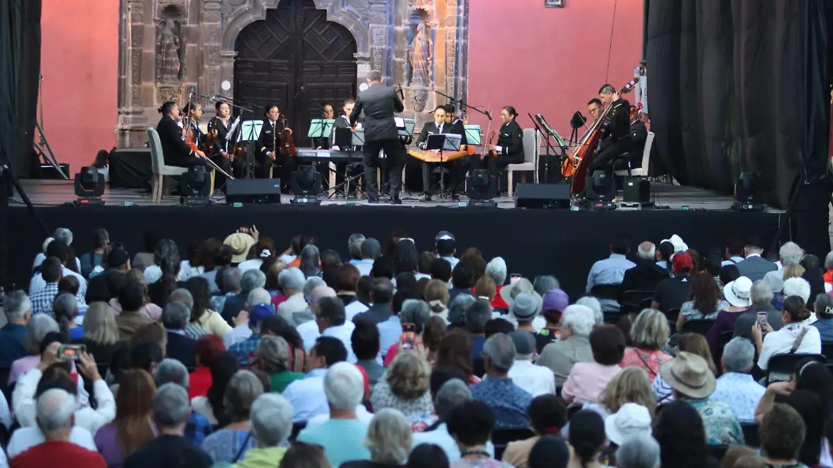 La Orquesta Filarmónica de la Secretaría de Marina ofreció un concierto de música mexicana en San Miguel de Allende