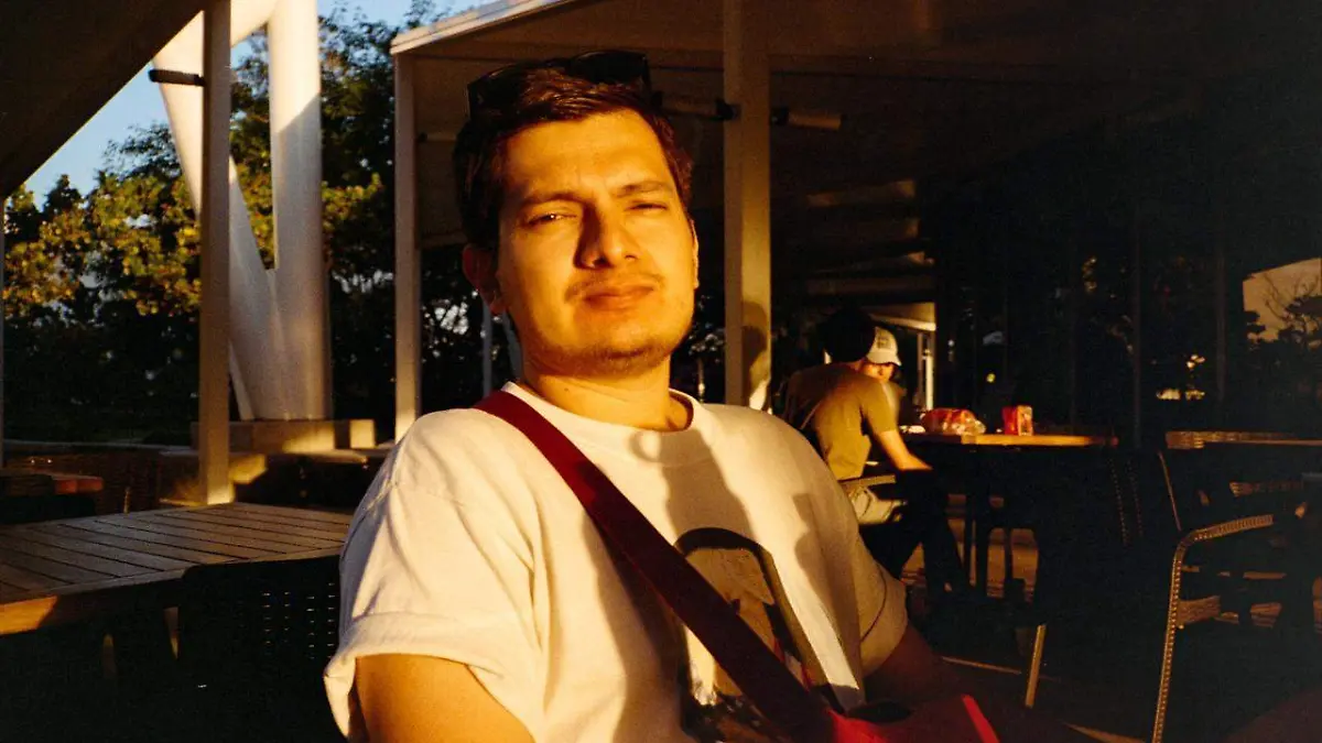  Luis ha sobresalido en el mundo del cine como director y productor.