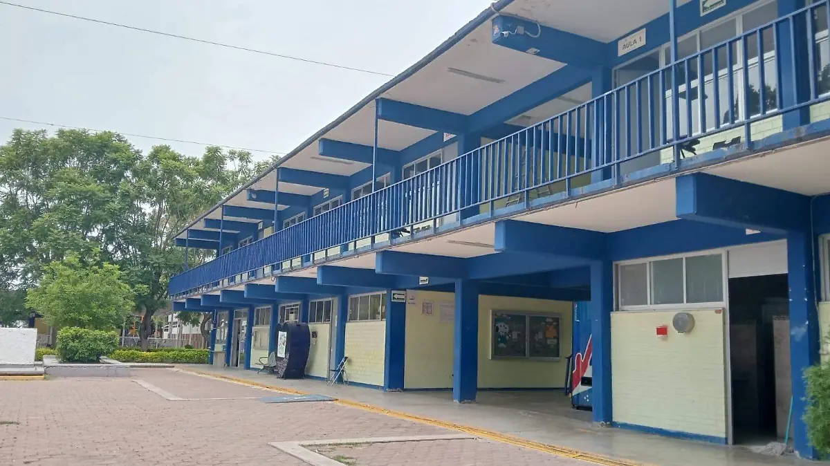 Con la construcción de un nuevo plantel y la ampliación del CBTIS 198 se podrá dar atención a los 600 alumnos 