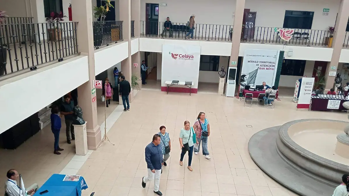 El Instituto de la Mujer promueve talleres y capacitación para que las mujeres logren independencia económica.