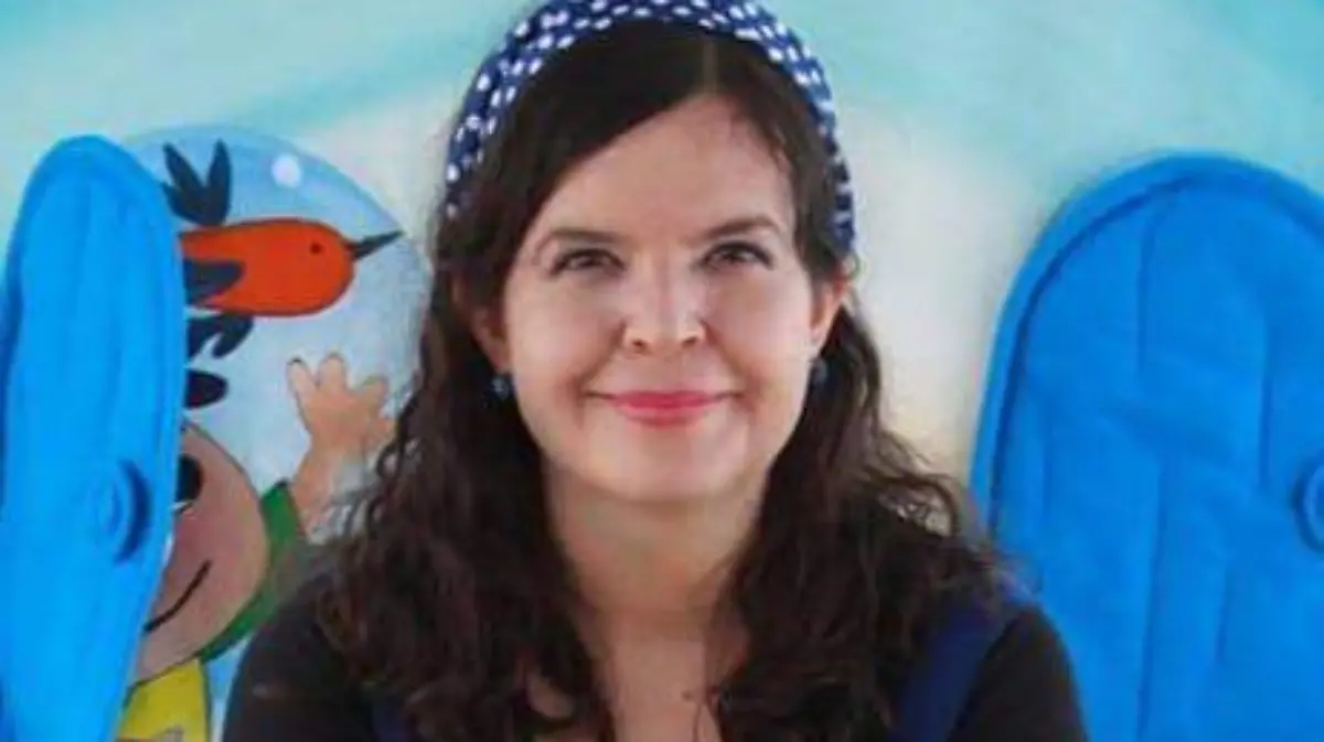 Blanca ama y disfruta contar cuentos.