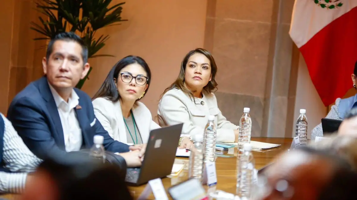 Durante la Reunión la alcaldesa promovió proyectos para Villagrán.