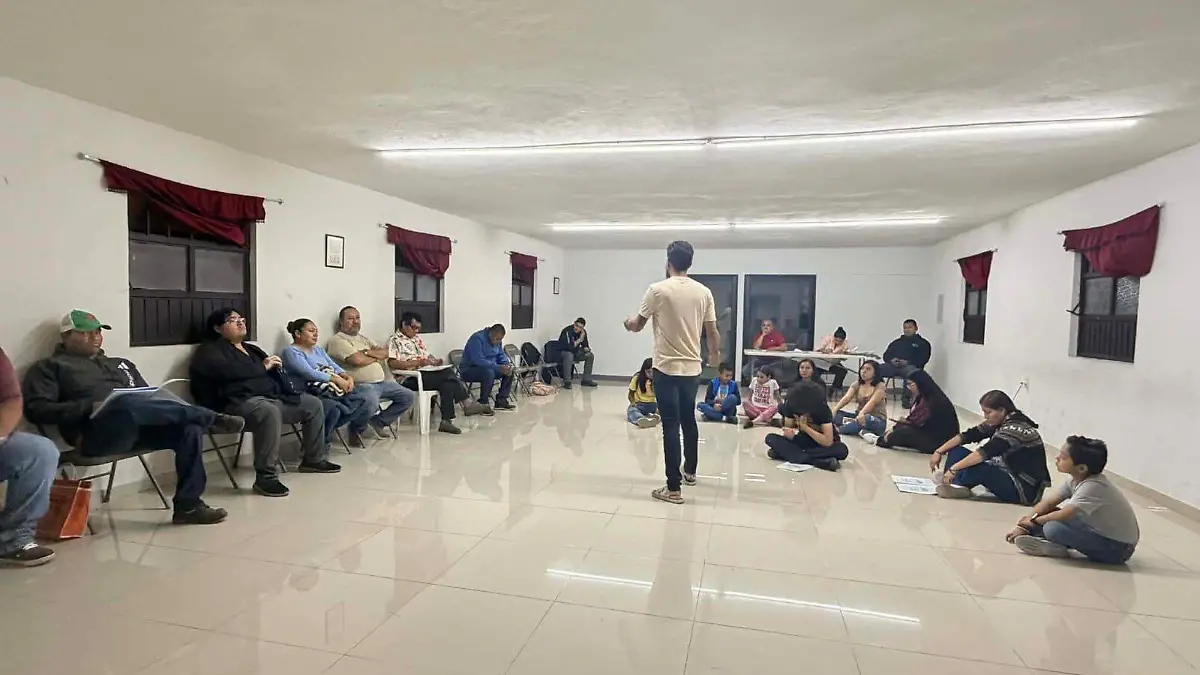 Ensayos para el viacrucis en el Barrio de San Miguel.