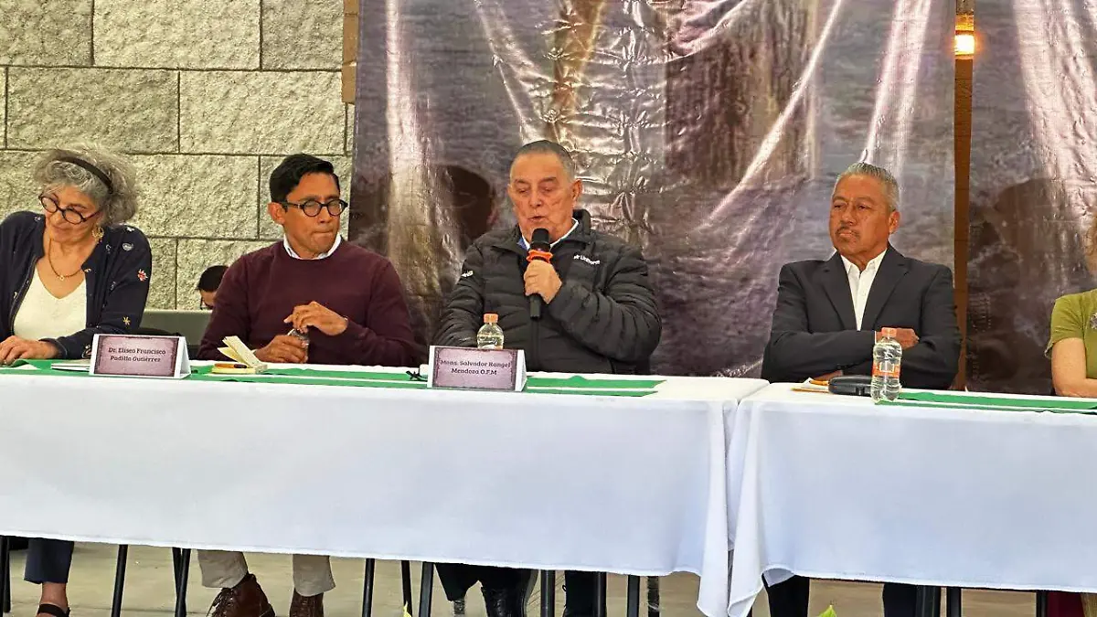 Realizan panel sobre la cultura Chupícuaro