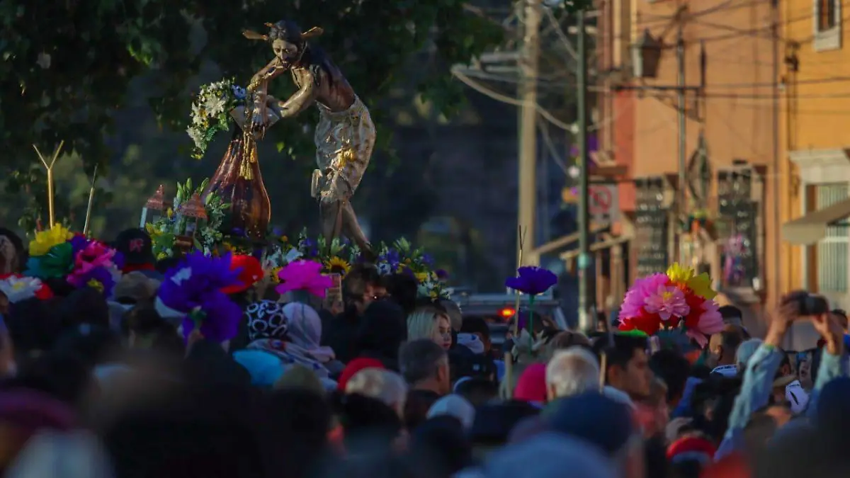 Más de 16 mil personas participaron en la caminata del Señor de la Columna entre Atotonilco y San Miguel de Allende.