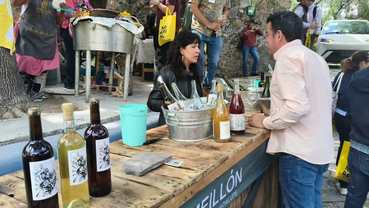 3738ca6c-2eaf-48d3-8b69-219c84ed18a1