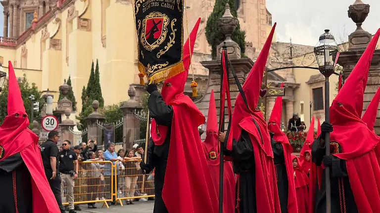 c6f842e9-b0d5-4a35-adbe-f543976ee445