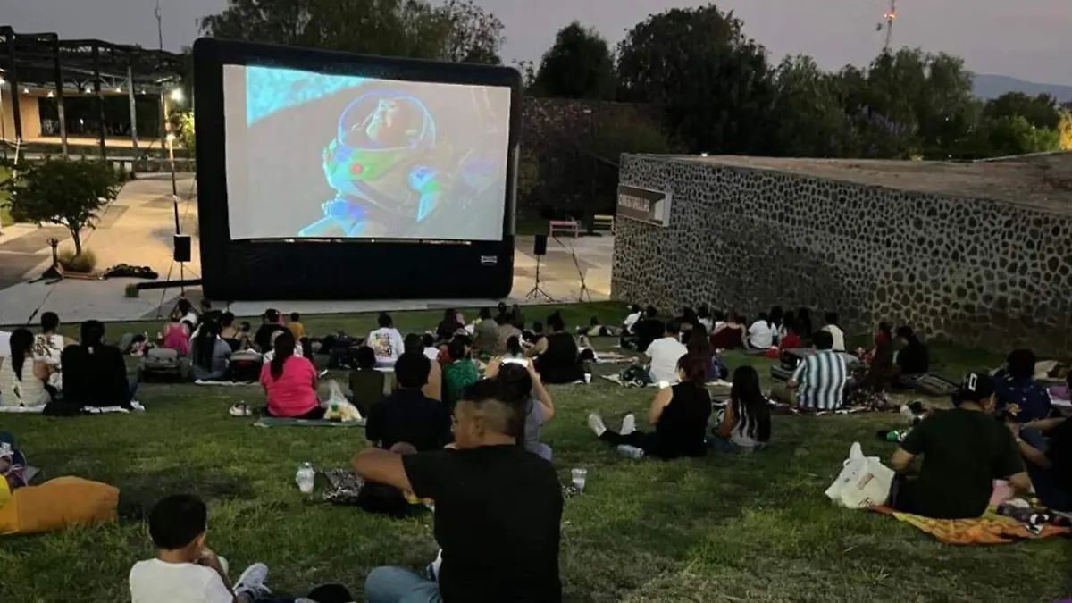 FOTO 3 CINE