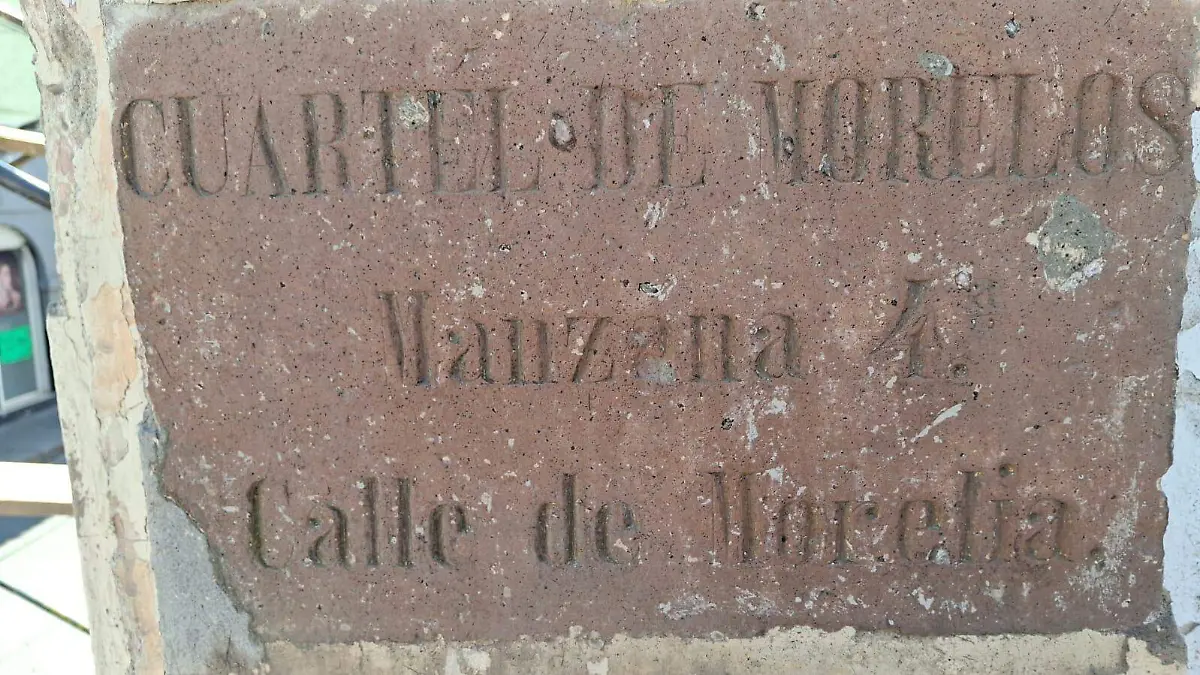 Placas