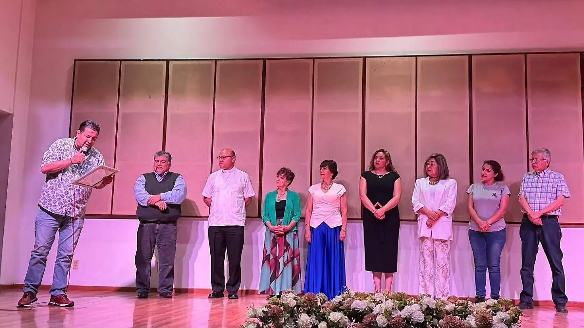 PRECURSORES1