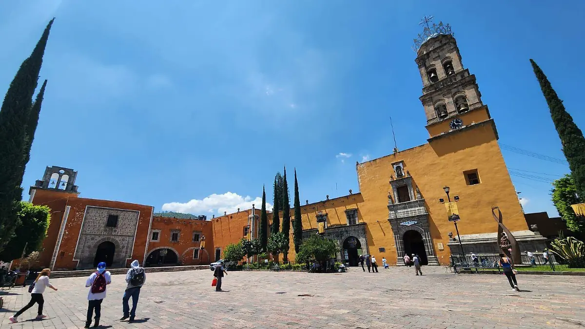 Parroquia (2)