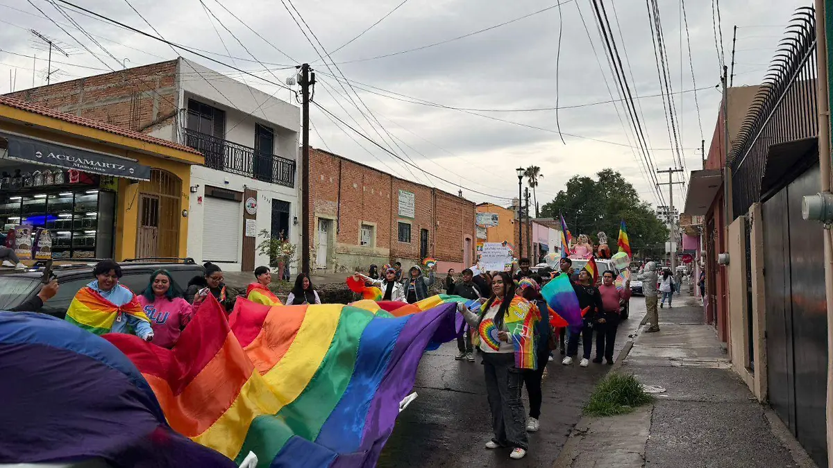 MARCHA4