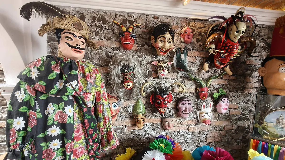 ANTIGUASMASCARASDELOCOS