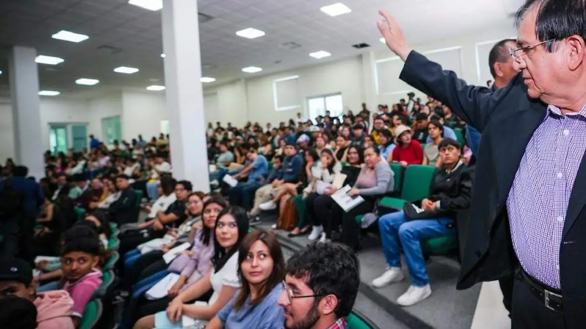 becas para jovenes