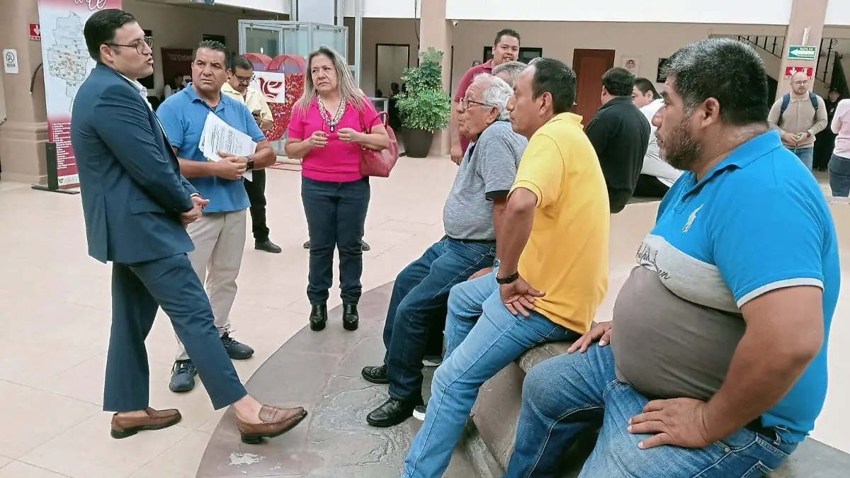 CHORERES Y REPRESENTANTE (2)