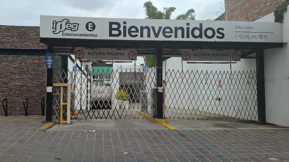 estacionamiento isseeg