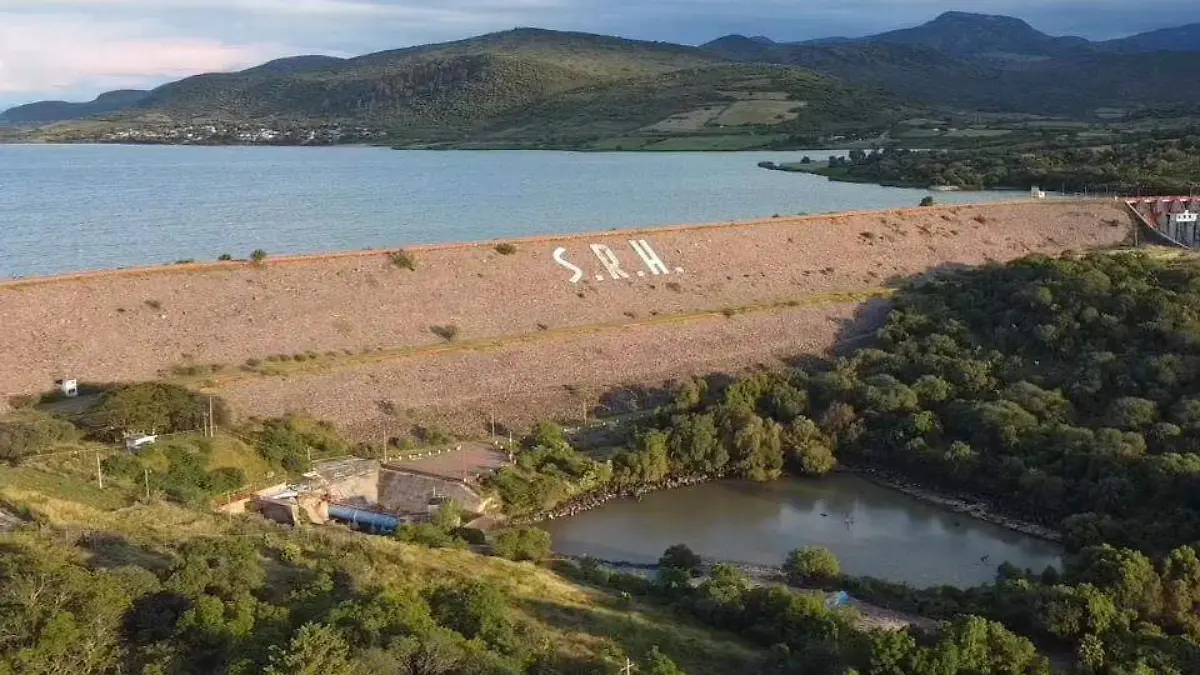 Presa Solís5