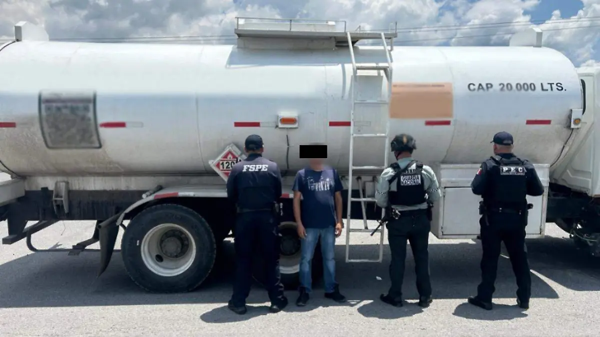Asegura PEC tractocamión en San José de Iturbide