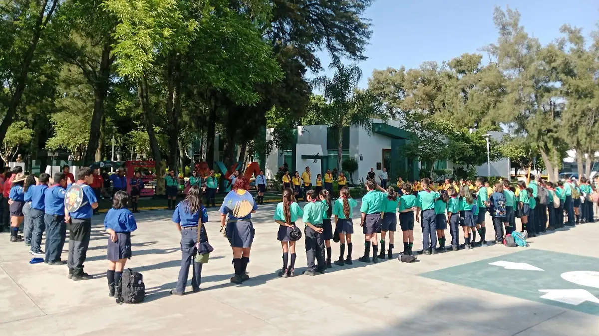 El Grupo.....