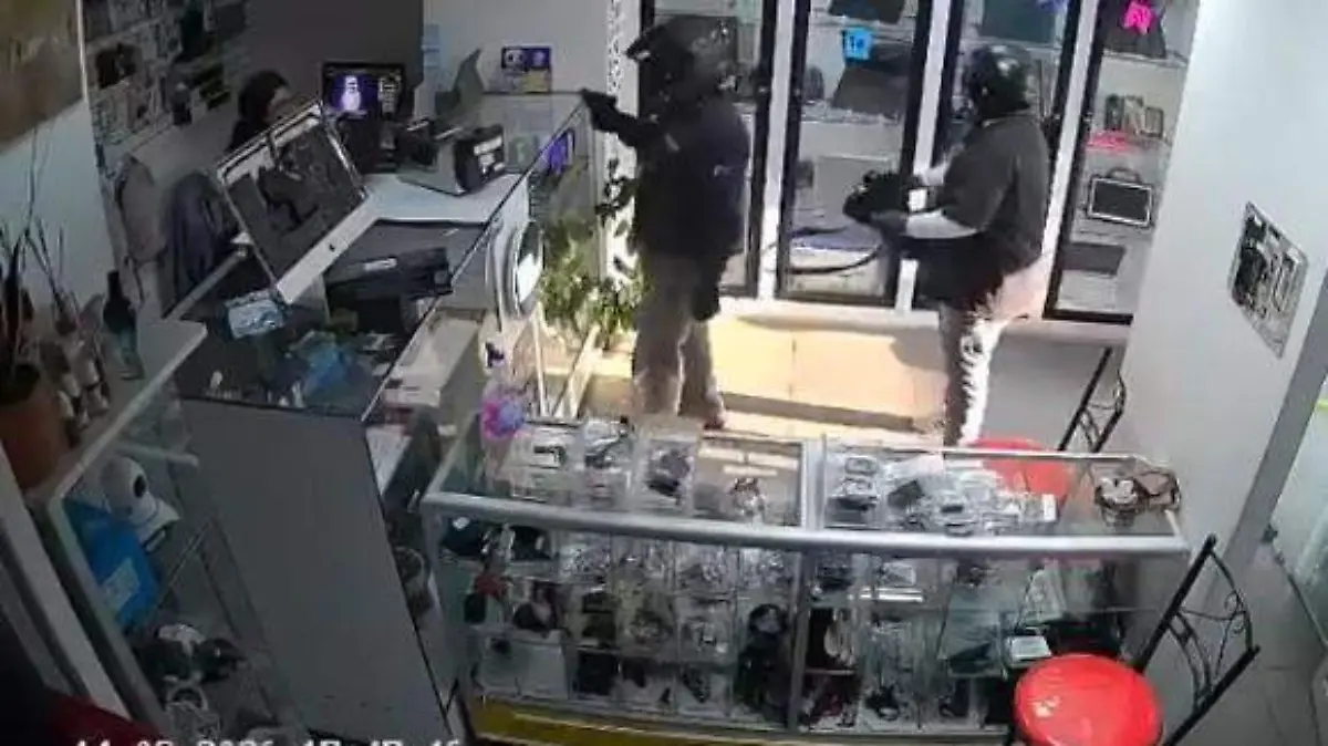 1000796320