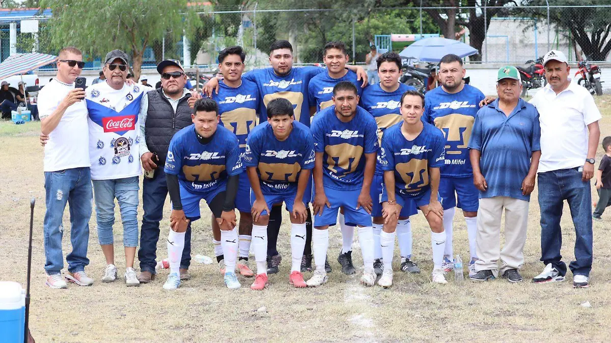 Pumas.....