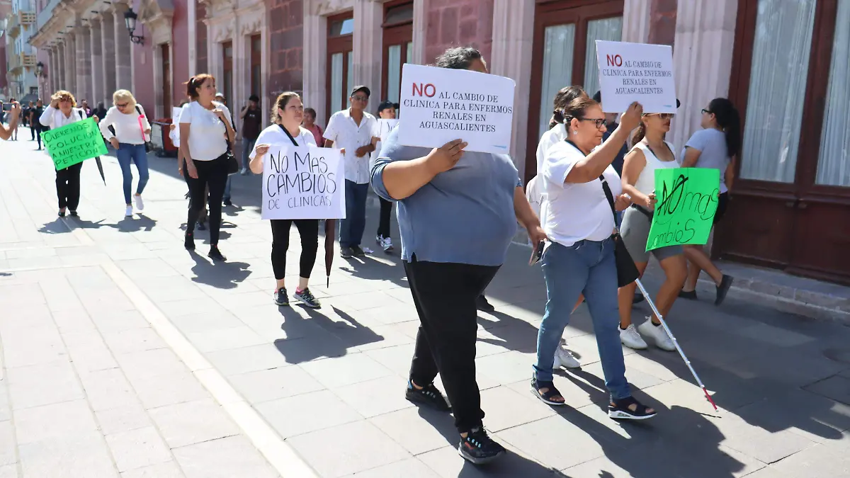 Pacientes renales-Manifestación-Salud digna