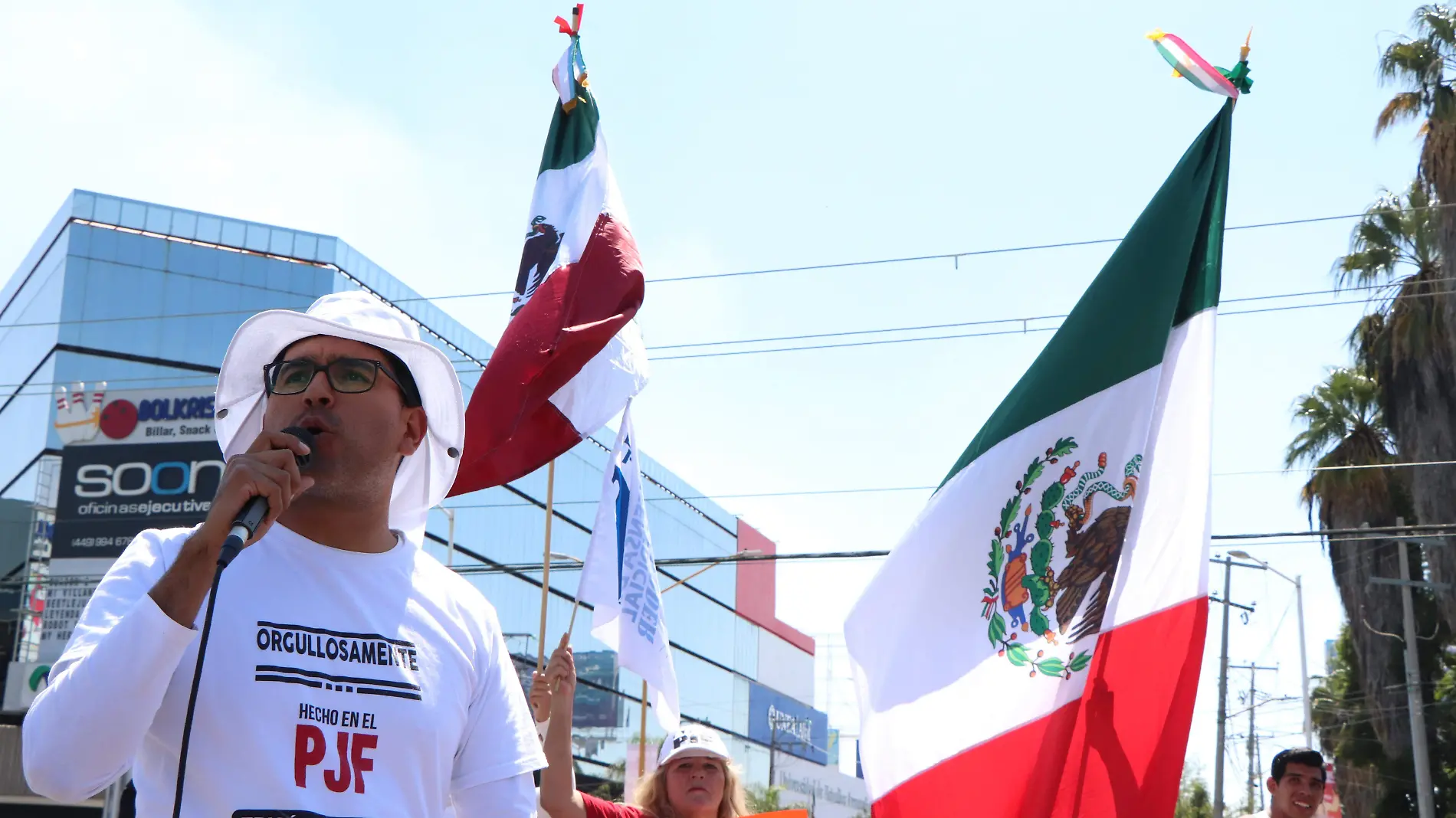 Carlos Saucedo Ramírez, secretario del Juzgado Cuarto de Distrito y vocero del movimiento en Aguascalientes