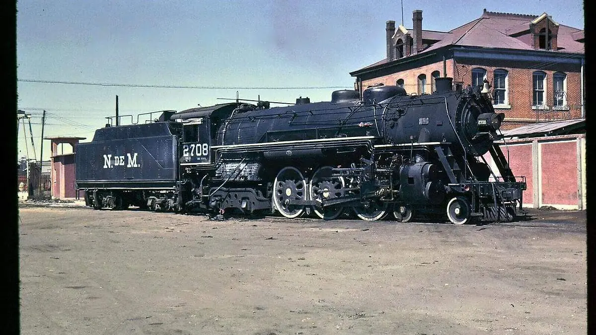 Tres Centurias-Historia-Ferrocarril