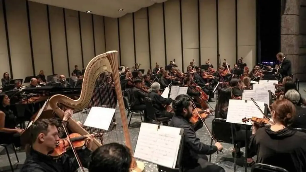 Teatro-orquesta sinfónica