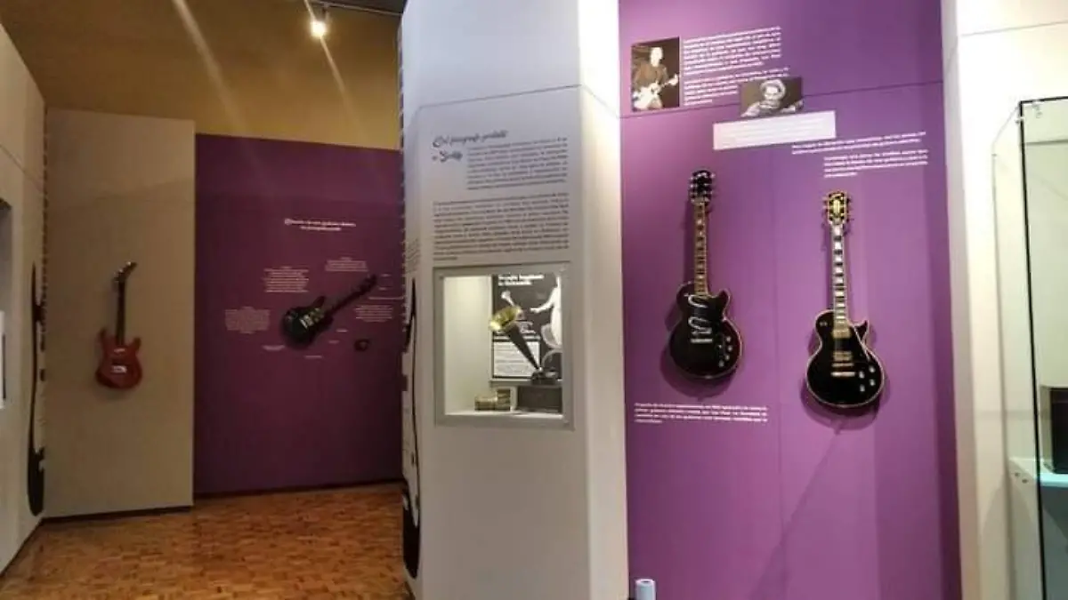 Exposición de guitarras 