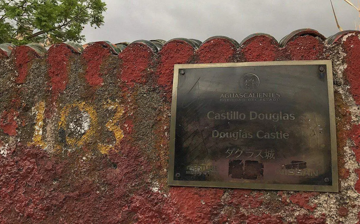 Castillo Douglas 3