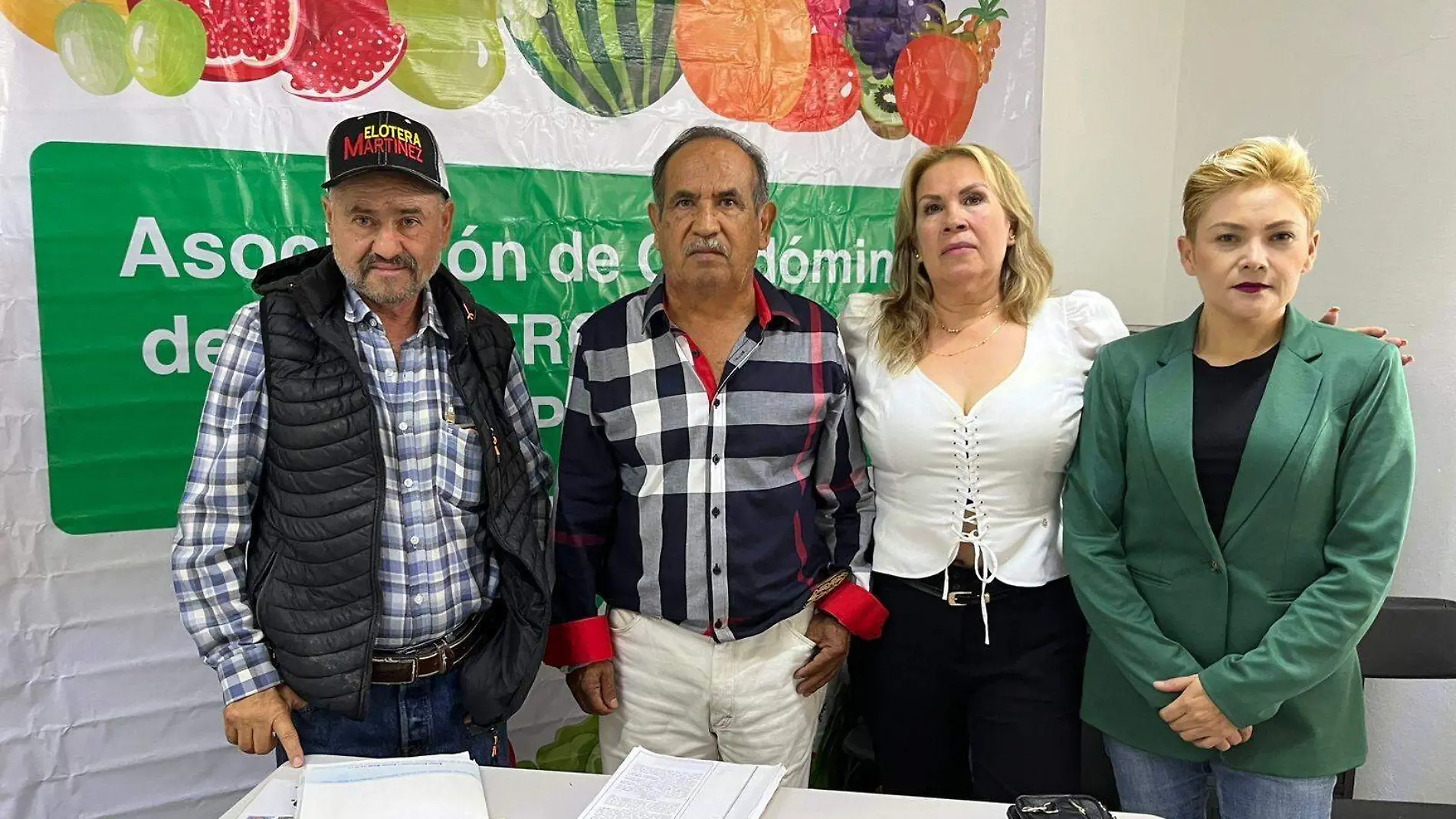  Integrantes de la Asociación de Condóminos del Centro Comercial Agropecuario