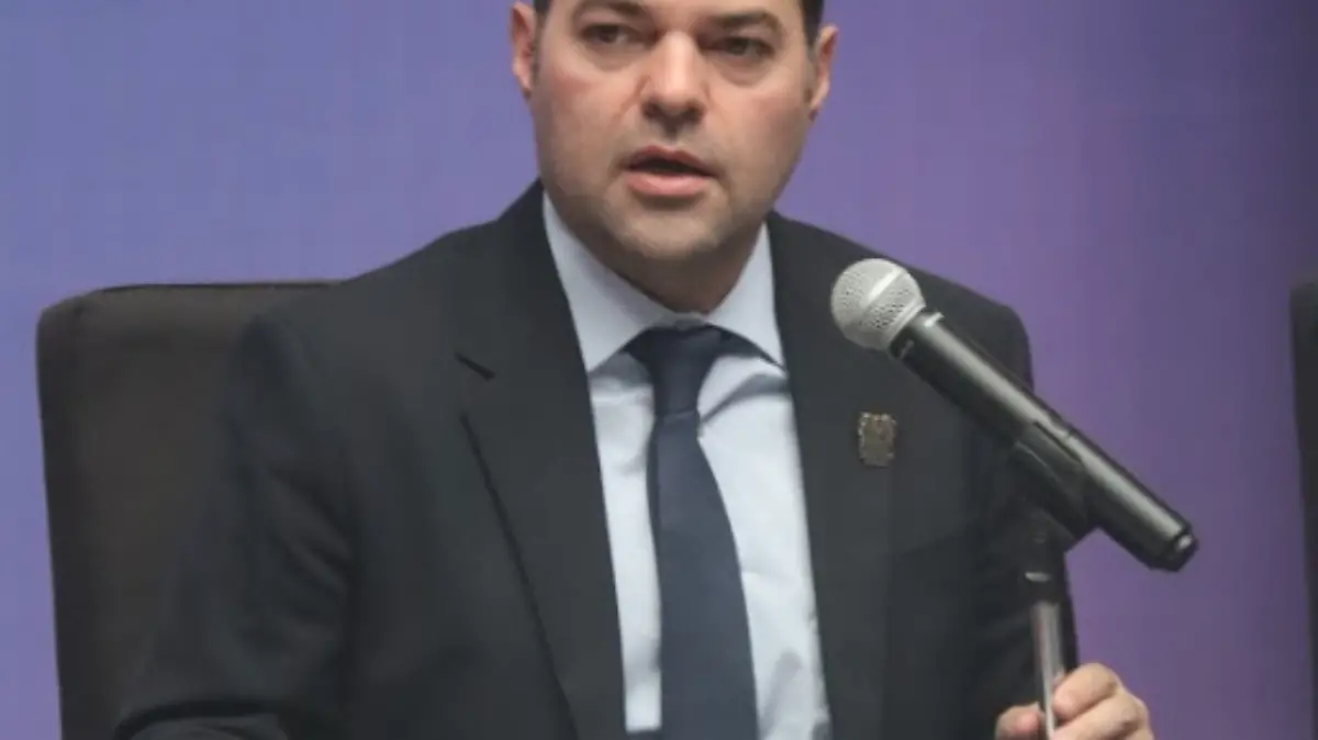 Esaú Garza de Vega, titular de SEDECyT