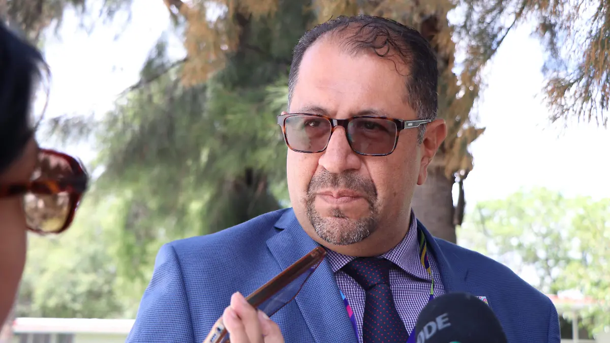 Director jurídico del Instituto de Educación Rubén Cardona Rivera