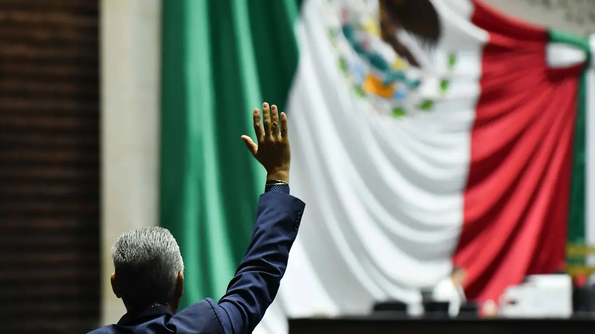 Sobrerepresentación de Morena en el Congreso