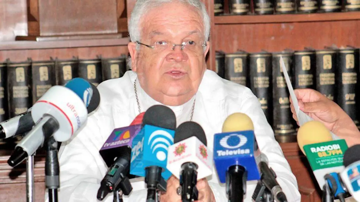 rezaran_congreso_obispo