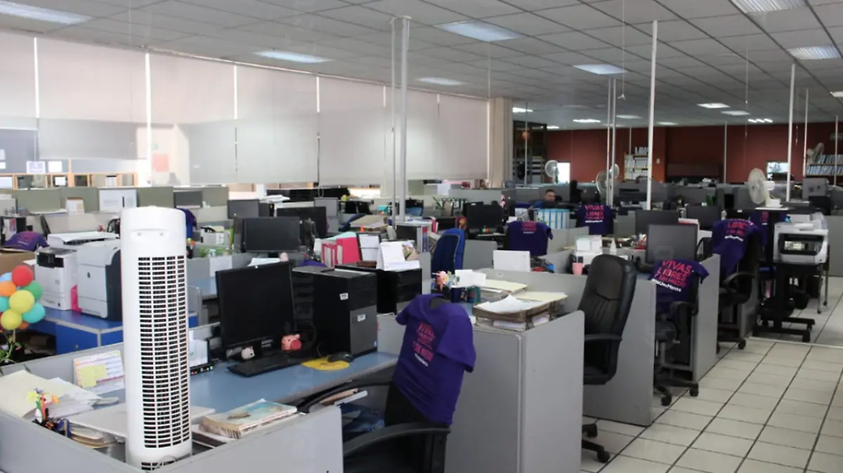 #UnDíaSinNosotras oficinas de gobierno 2