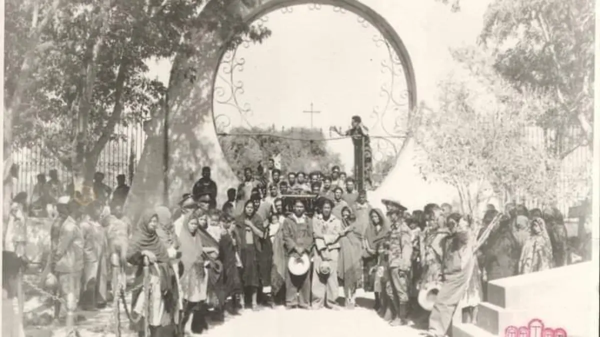 Panteón de la cruz antiguo