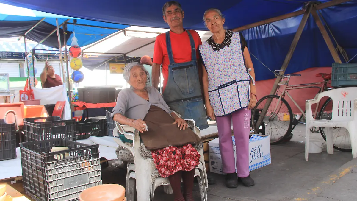 Mujer más longeva del tianguis